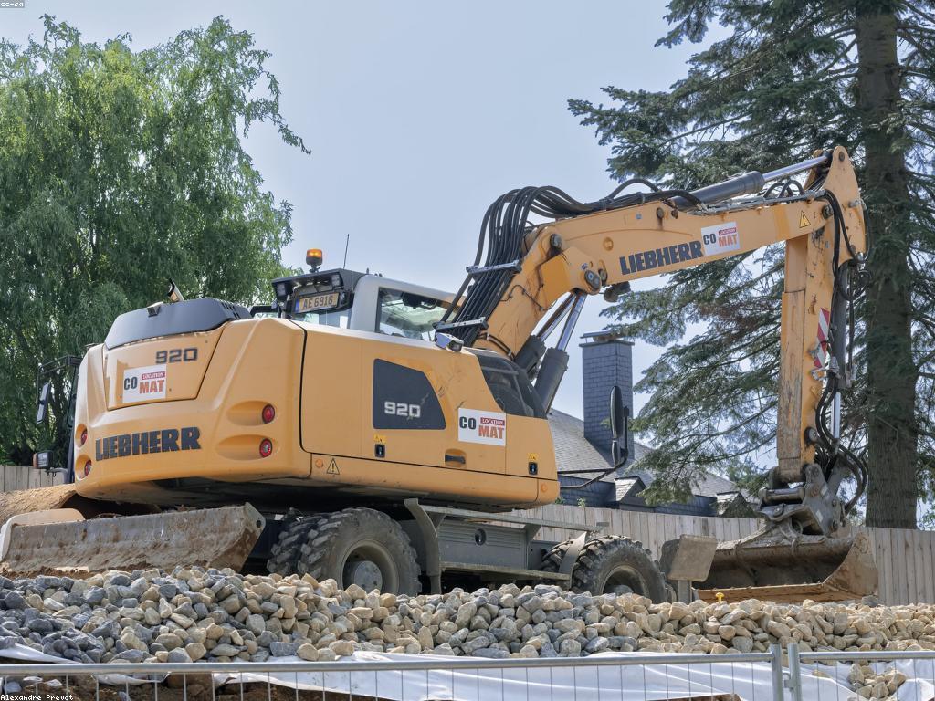 ការពិចារណាអំពីម៉ាស៊ីន: វិធីសាស្ត្រនិងការអភិវឌ្ឍ